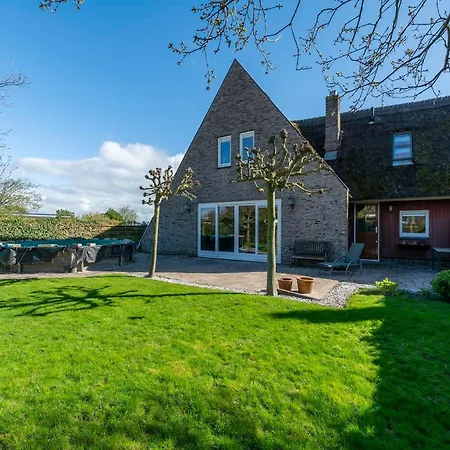 Holiday home Side *